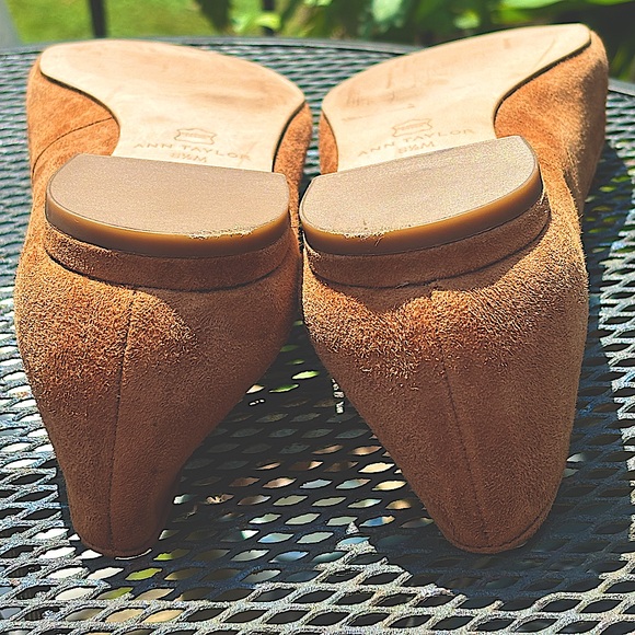 Ann Taylor Ada Suede Pointy Toe, Flats with Tassels. Woman’s Size 8 1/2 - Picture 5 of 13